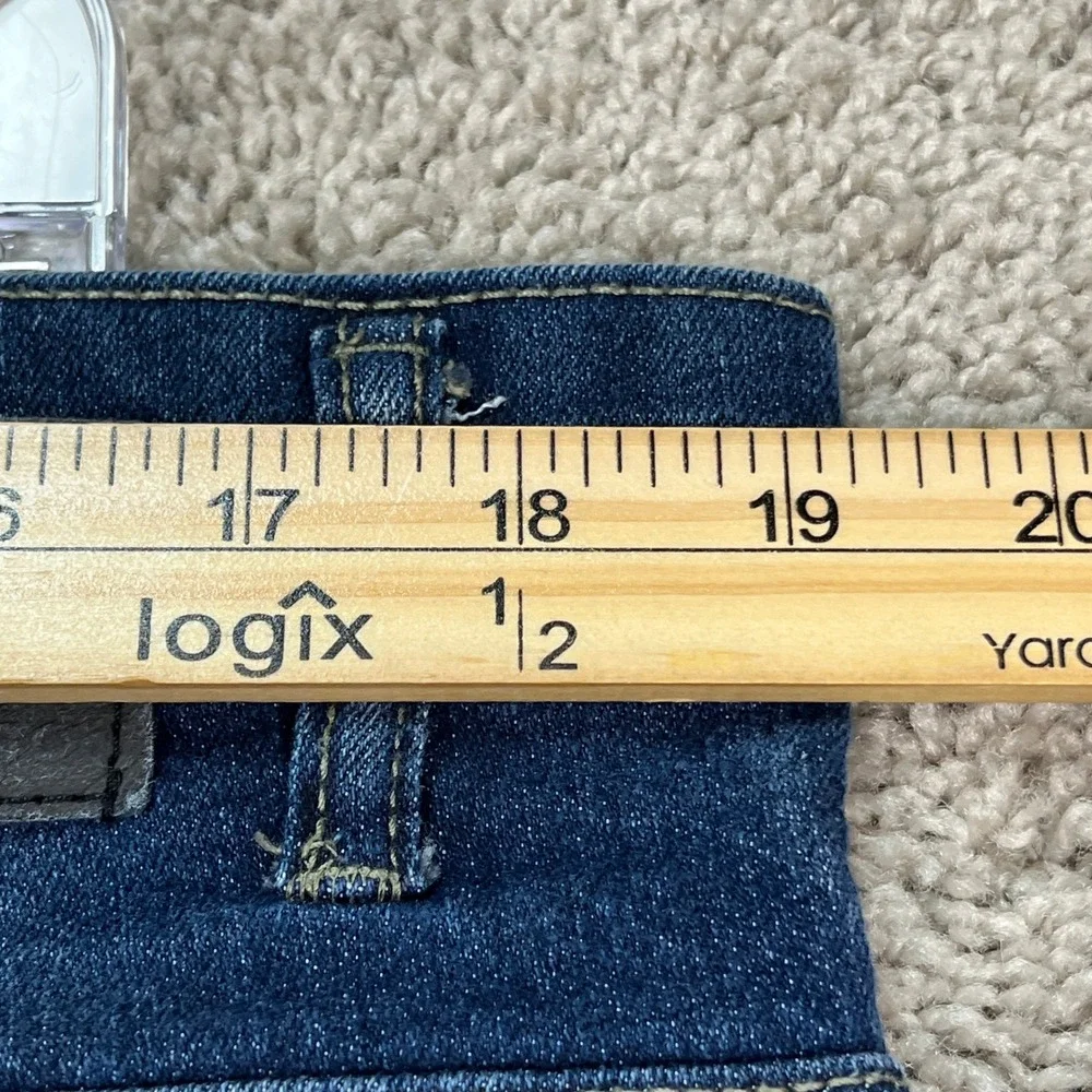 Buffalo David Bitton 1972 Evan-X Shorts Mens 36 12 Dark Wash Stretch Denim EUC - Picture 8 of 10